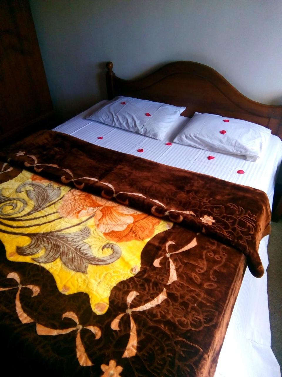 Nuwara Eliya Mountain View Homestay ภายนอก รูปภาพ