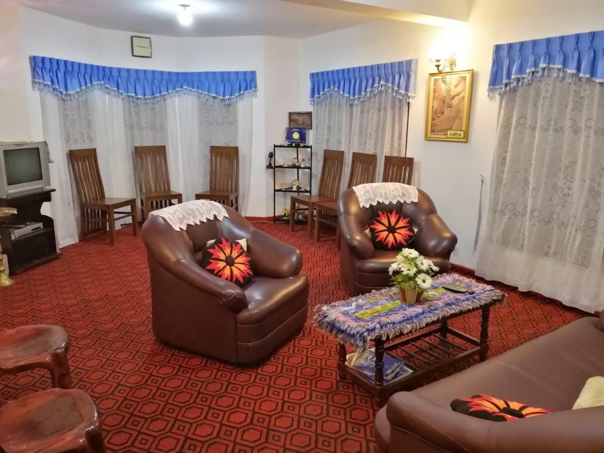Nuwara Eliya Mountain View Homestay ภายนอก รูปภาพ
