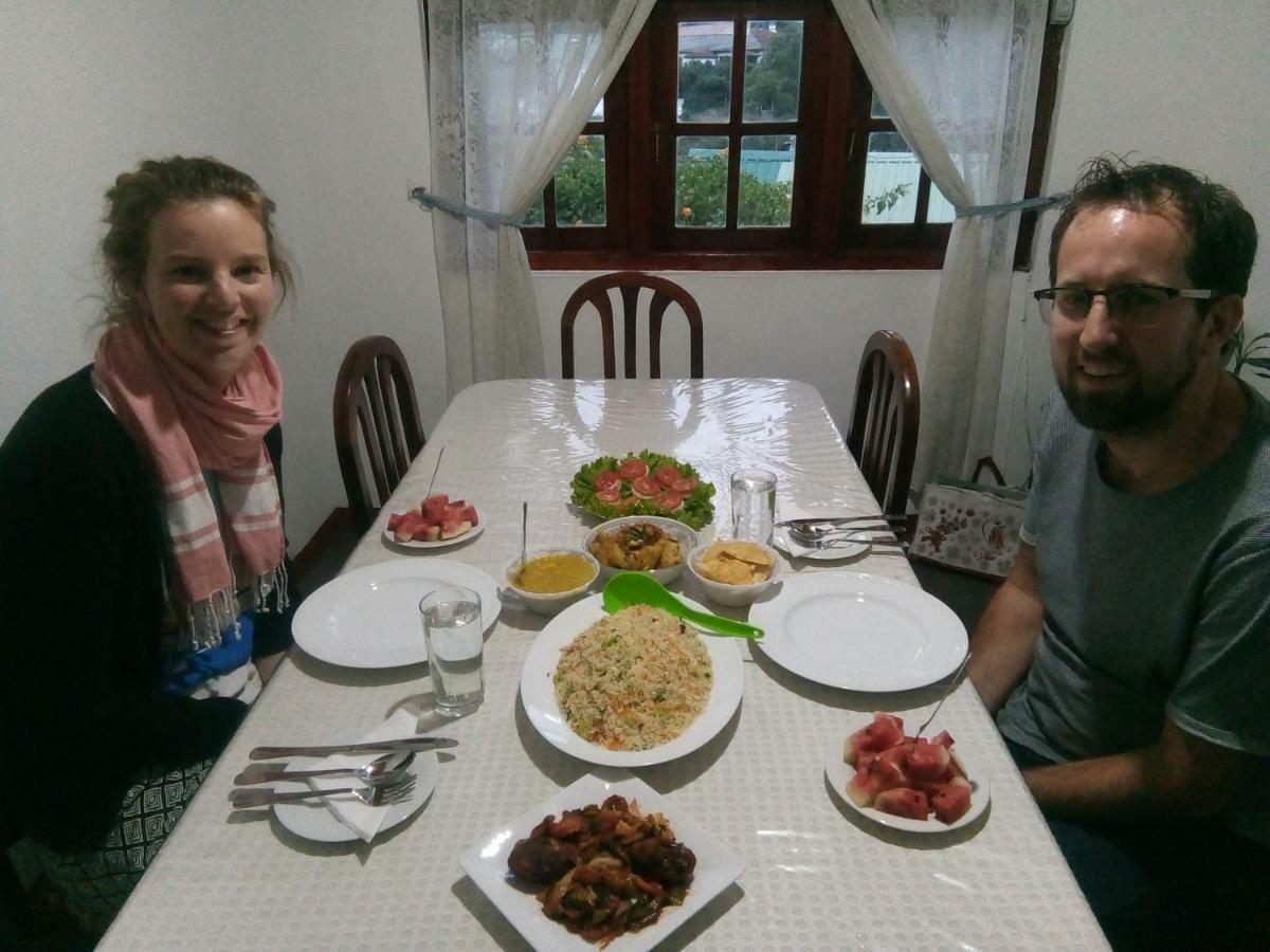 Nuwara Eliya Mountain View Homestay ภายนอก รูปภาพ