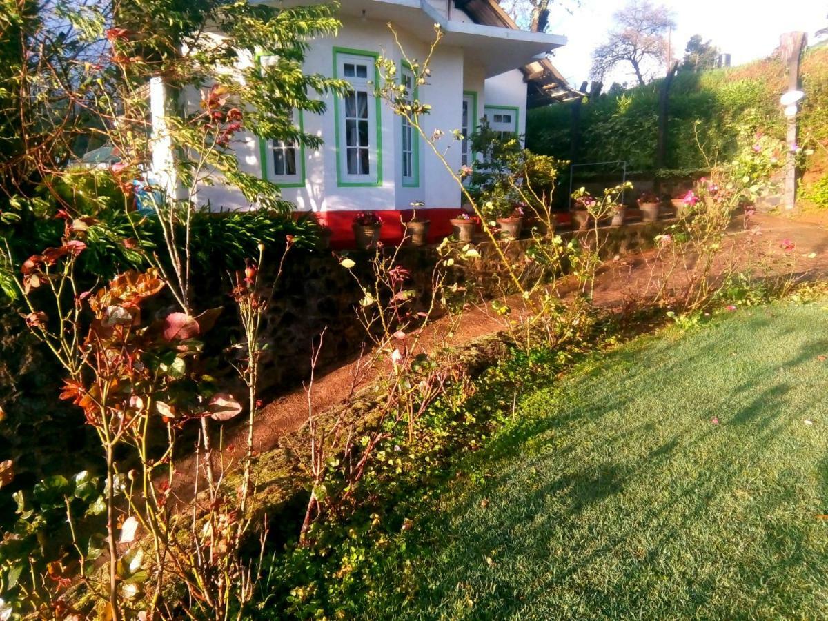Nuwara Eliya Mountain View Homestay ภายนอก รูปภาพ